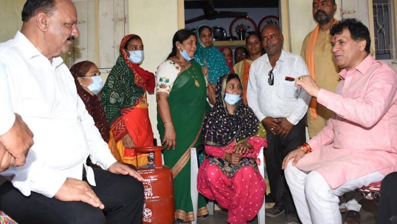 ચોમાસુ માથે હોય ત્યારે ઘરમાં ગેસસગડીથી મોટી નિરાંત લાગે- લાભાર્થી નસીમબાનુ અબ્દુલકરીમ