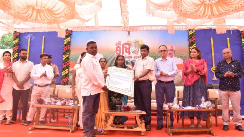 ડાંગ જિલ્લામાં યોજાયેલ બે દિવસીય રવિ કૃષિ મહોત્સવ–૨૦૨૪ માં ત્રણ હજાર થી વધુ ખેડૂતોએ ભાગ લીધો