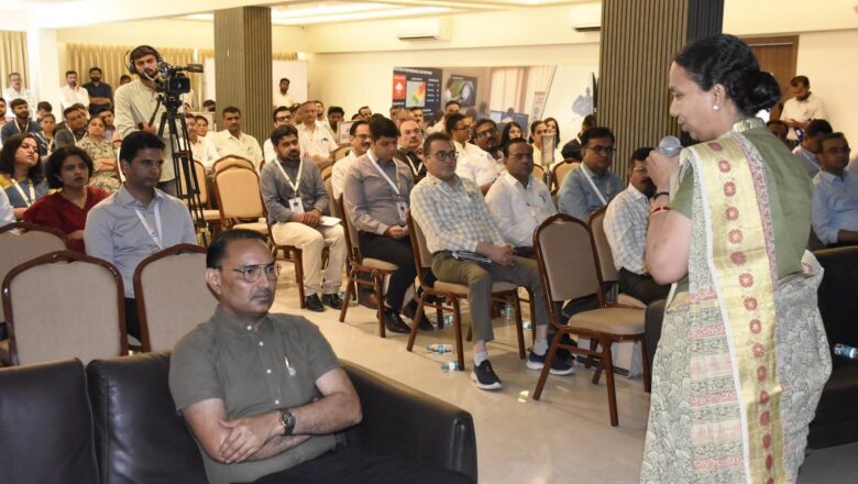 ઉત્તર ગુજરાતનો મહેસૂલ વહીવટ: ડિજિટલીકરણ અને ઝડપી સેવાનો નવો બેન્ચમાર્ક! 