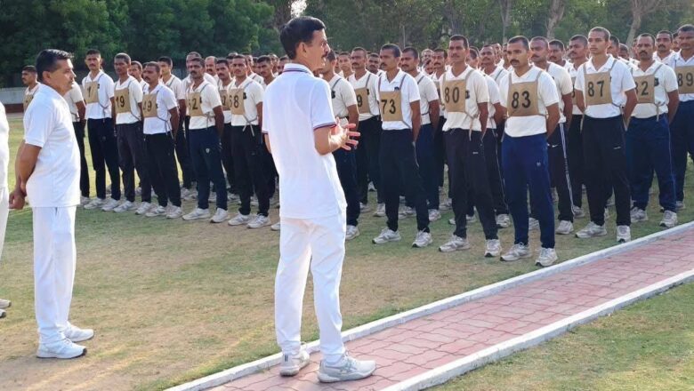 ગોમતીપુર ખાતે ચાલી રહેલા બિન હથિયારી લોકરક્ષક (પુરુષ) તાલીમ કેન્દ્રની સરપ્રાઈઝ વિઝીટ કરતા પોલીસ કમિશનર